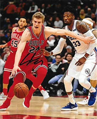 Lauri Markkanen Arizona aláírt Chicago Bulls 8x10 fotó dedikált 3 - Dedikált NBA-Fotók